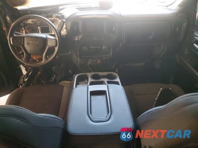 Zdjęcie 8 z 12 samochodu: 2021 CHEVROLET SILVERADO K1500 CUSTOM VIN:1GCPYBEK8MZ307110 - miniatura