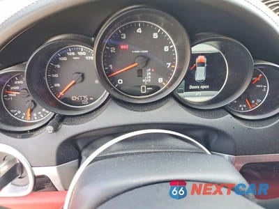 Zdjęcie 9 z 13 samochodu: 2017 PORSCHE CAYENNE VIN:WP1AA2A24HKA81676 - miniatura