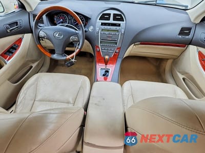 Zdjęcie 8 z 13 samochodu: 2011 LEXUS ES 350 VIN:JTHBK1EG5B2444088 - miniatura