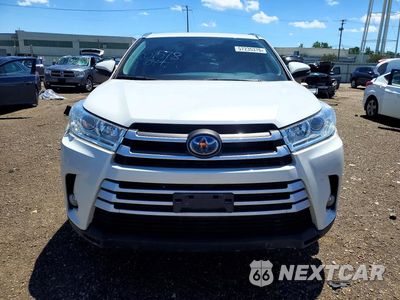 Piąte zdjęcie samochodu w środku: 2019 TOYOTA HIGHLANDER HYBRID XLE VIN:5TDJGRFH4KS067251 - miniatura