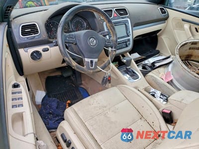 Zdjęcie 8 z 12 samochodu: 2011 VOLKSWAGEN EOS KOMFORT VIN:WVWBA7AH1BV001201 - miniatura
