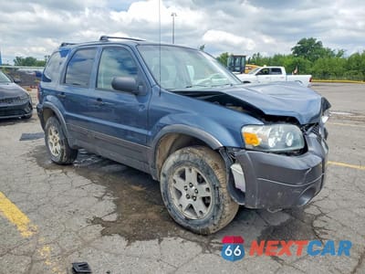 Czwarte zdjęcie samochodu z boku: 2005 FORD ESCAPE XLT VIN:1FMYU93155KB64366 - miniatura