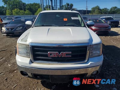 Piąte zdjęcie samochodu w środku: 2008 GMC SIERRA K1500 VIN:1GTEK19098Z314424 - miniatura