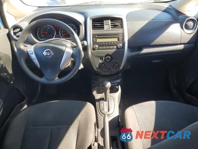 Zdjęcie 8 z 12 samochodu: 2015 NISSAN VERSA NOTE S PLUS VIN:3N1CE2CP0FL371371 - miniatura