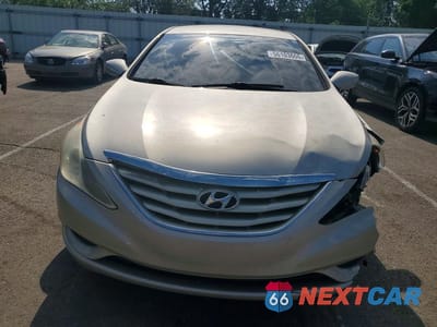 Piąte zdjęcie samochodu w środku: 2011 HYUNDAI SONATA GLS VIN:5NPEB4AC2BH096588 - miniatura