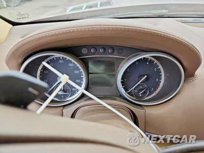 Zdjęcie 9 z 12 samochodu: 2010 MERCEDES-BENZ GL 550 4MATIC VIN:4JGBF8GE8AA609416 - miniatura