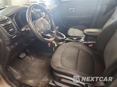 Zdjęcie 7 z 13 samochodu: 2018 KIA SOUL + VIN:KNDJP3A54J7537037 - miniatura