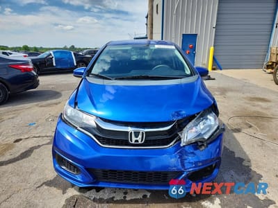 Piąte zdjęcie samochodu w środku: 2020 HONDA FIT LX VIN:3HGGK5H46LM732097 - miniatura