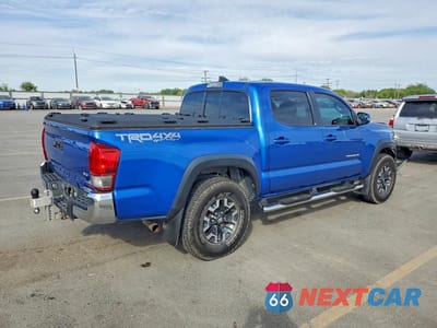 Trzecie zdjęcie samochodu z tyłu: 2016 TOYOTA TACOMA TRD OFF-ROAD VIN:3TMCZ5AN4GM042804 - miniatura