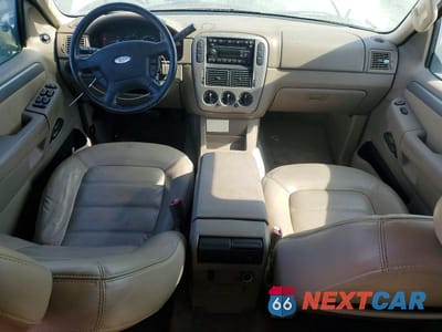 Zdjęcie 8 z 12 samochodu: 2003 FORD EXPLORER XLT VIN:1FMZU63WX3ZB59036 - miniatura