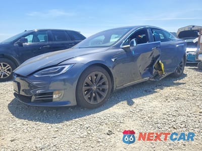 2019 TESLA MODEL S 5YJSA1E24KF307309 - główne zdjęcie licytacji z USA - miniatura