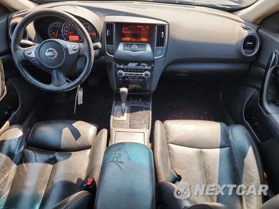 Zdjęcie 8 z 12 samochodu: 2010 NISSAN MAXIMA 3.5 S VIN:1N4AA5AP1AC815047 - miniatura
