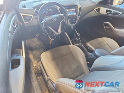 Zdjęcie 8 z 12 samochodu: 2014 HYUNDAI VELOSTER BASE VIN:KMHTC6AD0EU197143 - miniatura