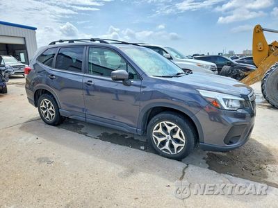 Czwarte zdjęcie samochodu z boku: 2020 SUBARU FORESTER PREMIUM VIN:JF2SKAJC7LH493099 - miniatura