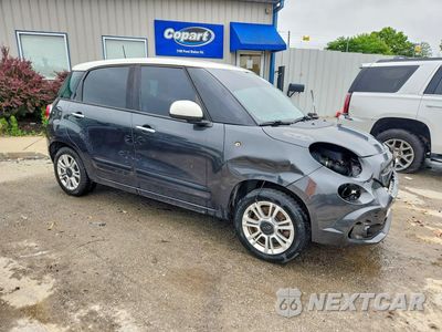 Czwarte zdjęcie samochodu z boku: 2018 FIAT 500L POP VIN:ZFBCFAAH3JZ041258 - miniatura