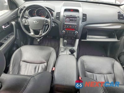 Zdjęcie 8 z 13 samochodu: 2012 KIA SORENTO EX VIN:5XYKUDA61CG256377 - miniatura