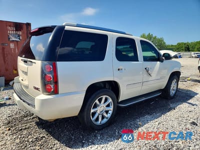 Trzecie zdjęcie samochodu z tyłu: 2009 GMC YUKON DENALI VIN:1GKFK03259R239199 - miniatura