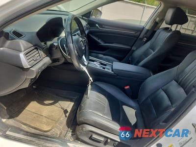 Zdjęcie 7 z 12 samochodu: 2019 HONDA ACCORD TOURING HYBRID VIN:1HGCV3F95KA800099 - miniatura