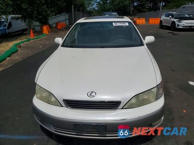 Piąte zdjęcie samochodu w środku: 1998 LEXUS ES 300 VIN:JT8BF28G3W5045626 - miniatura