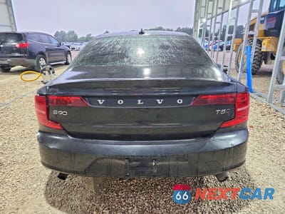Zdjęcie 6 z 12 samochodu: 2018 VOLVO S90 T8 MOMENTUM VIN:LVY982MKXJP030342 - miniatura