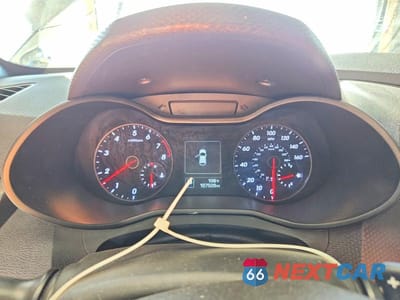 Zdjęcie 9 z 12 samochodu: 2017 HYUNDAI VELOSTER TURBO VIN:KMHTC6AE8HU310320 - miniatura