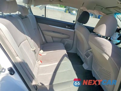 Zdjęcie 10 z 12 samochodu: 2013 SUBARU LEGACY 2.5I PREMIUM VIN:4S3BMCC66D3024452 - miniatura
