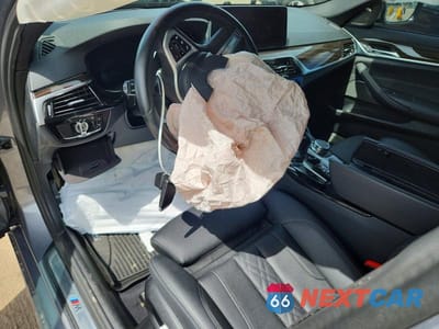 Zdjęcie 8 z 12 samochodu: 2023 BMW 530 I VIN:WBA53BH04PWY01659 - miniatura