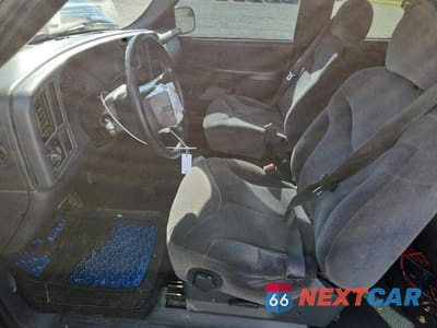 Zdjęcie 7 z 13 samochodu: 2002 GMC NEW SIERRA C1500 VIN:2GTEC19V121214360 - miniatura