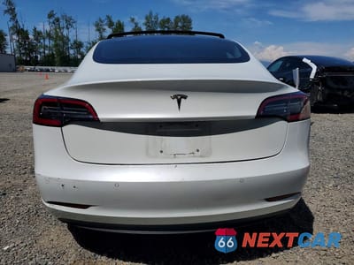 Zdjęcie 6 z 13 samochodu: 2018 TESLA MODEL 3 VIN:5YJ3E1EA2JF161779 - miniatura