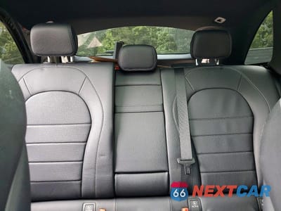 Zdjęcie 10 z 13 samochodu: 2021 MERCEDES-BENZ GLC 300 4MATIC VIN:W1N0G8EB7MV284491 - miniatura