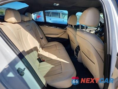 Zdjęcie 10 z 13 samochodu: 2019 BMW 530 I VIN:WBAJA5C50KG900930 - miniatura