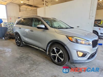 Czwarte zdjęcie samochodu z boku: 2016 KIA SORENTO EX VIN:5XYPHDA58GG071380 - miniatura