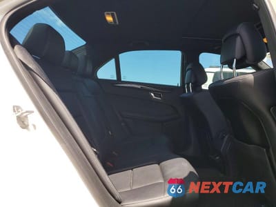 Zdjęcie 10 z 12 samochodu: 2014 MERCEDES-BENZ E 350 VIN:WDDHF5KB0EA824973 - miniatura
