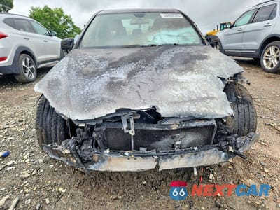 Piąte zdjęcie samochodu w środku: 2016 MERCEDES-BENZ E 350 4MATIC VIN:WDDHF8JB9GB190482 - miniatura