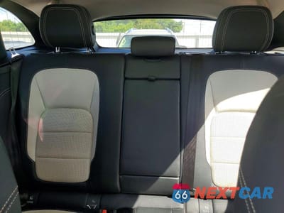 Zdjęcie 10 z 13 samochodu: 2017 JAGUAR F-PACE R - SPORT VIN:SADCL2BV7HA085292 - miniatura