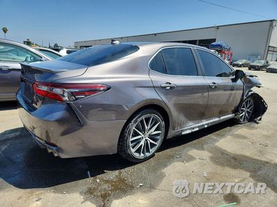 Trzecie zdjęcie samochodu z tyłu: 2023 TOYOTA CAMRY SE VIN:4T1T11AK7PU832367 - miniatura