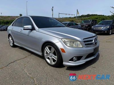 2010 MERCEDES-BENZ C 300 4MATIC WDDGF8BB9AR111417 - główne zdjęcie licytacji z USA - miniatura