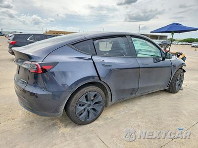 Trzecie zdjęcie samochodu z tyłu: 2024 TESLA MODEL Y VIN:7SAYGDEE4RA328594 - miniatura