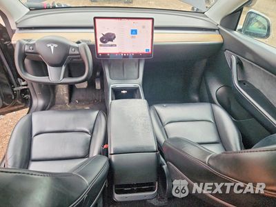 Zdjęcie 8 z 12 samochodu: 2022 TESLA MODEL Y VIN:7SAYGDEE5NF387201 - miniatura