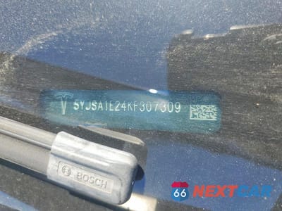 Zdjęcie 12 z 12 samochodu: 2019 TESLA MODEL S VIN:5YJSA1E24KF307309 - miniatura