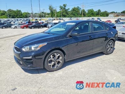 2020 KIA FORTE LXS 3KPF24AD6LE198513 - główne zdjęcie licytacji z USA - miniatura