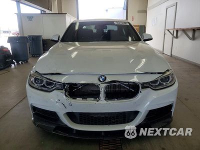 Piąte zdjęcie samochodu w środku: 2013 BMW 335 XI VIN:WBA3B9C56DF587601 - miniatura