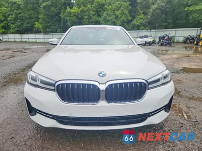 Piąte zdjęcie samochodu w środku: 2022 BMW 530 I VIN:WBA53BH06NCL01985 - miniatura