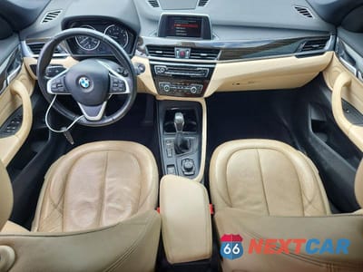 Zdjęcie 8 z 12 samochodu: 2018 BMW X1 SDRIVE28I VIN:WBXHT3C33J5K21133 - miniatura