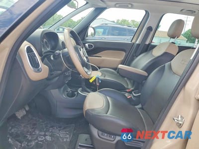 Zdjęcie 7 z 13 samochodu: 2015 FIAT 500L LOUNGE VIN:ZFBCFACH4FZ033772 - miniatura