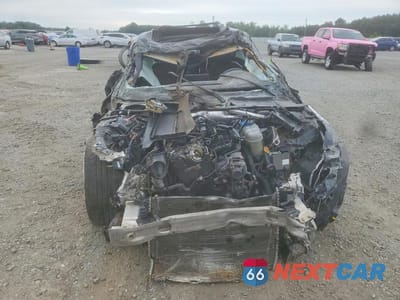 Piąte zdjęcie samochodu w środku: 2017 AUDI A4 PREMIUM PLUS VIN:WAUENAF40HN027198 - miniatura