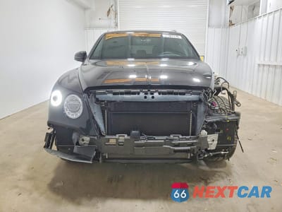 Piąte zdjęcie samochodu w środku: 2024 BENTLEY BENTAYGA VIN:SJAAC2ZVXJC018884 - miniatura