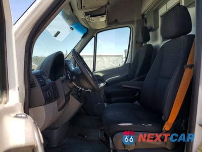 Zdjęcie 7 z 12 samochodu: 2017 MERCEDES-BENZ SPRINTER 2500 VIN:WDAPE7CD8HP412907 - miniatura