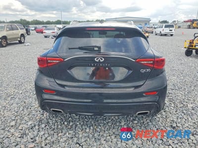 Zdjęcie 6 z 12 samochodu: 2018 INFINITI QX30 ESSENTIAL VIN:SJKCH5CPXJA003332 - miniatura