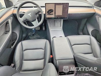 Zdjęcie 7 z 11 samochodu: 2023 TESLA MODEL Y VIN:7SAYGDEE6PF866794 - miniatura